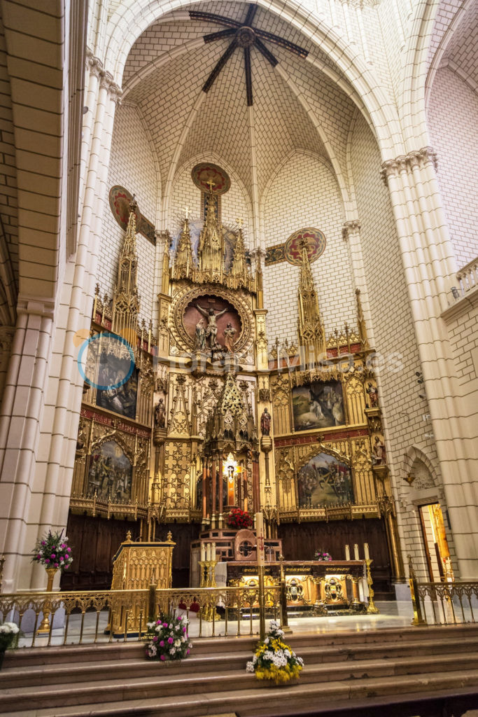 Interior Altar Parroquia de Santa Cruz Madrid Centro