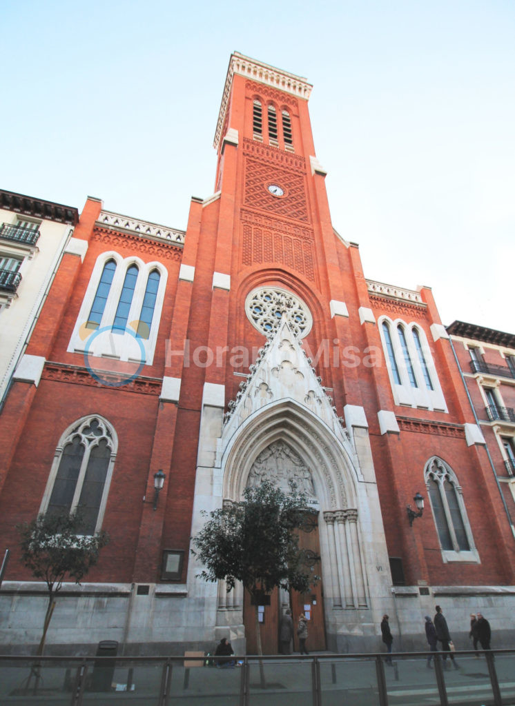 Fachada Parroquia de Santa Cruz Madrid Centro