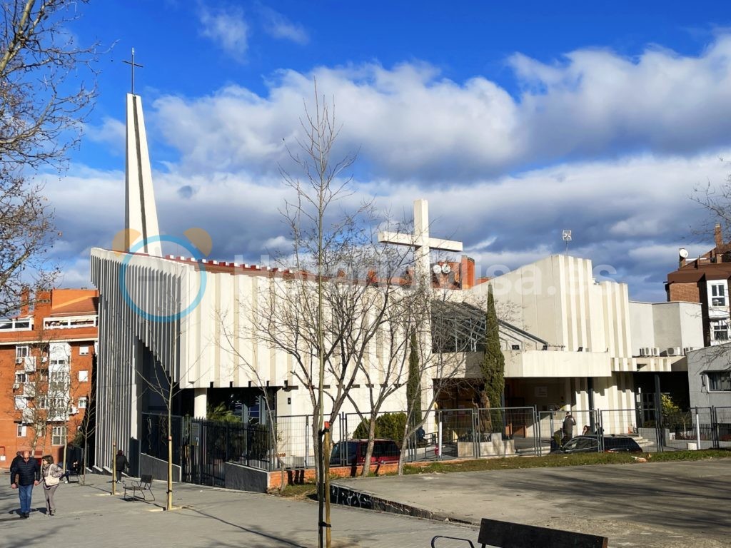 Parroquia de Santa Teresa Benedicta de la Cruz Madrid Mirasierra